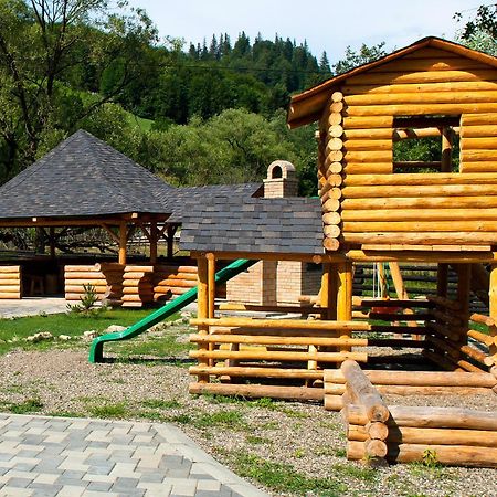 Pension Pîrîu' Morii Gura Humorului Extérieur photo
