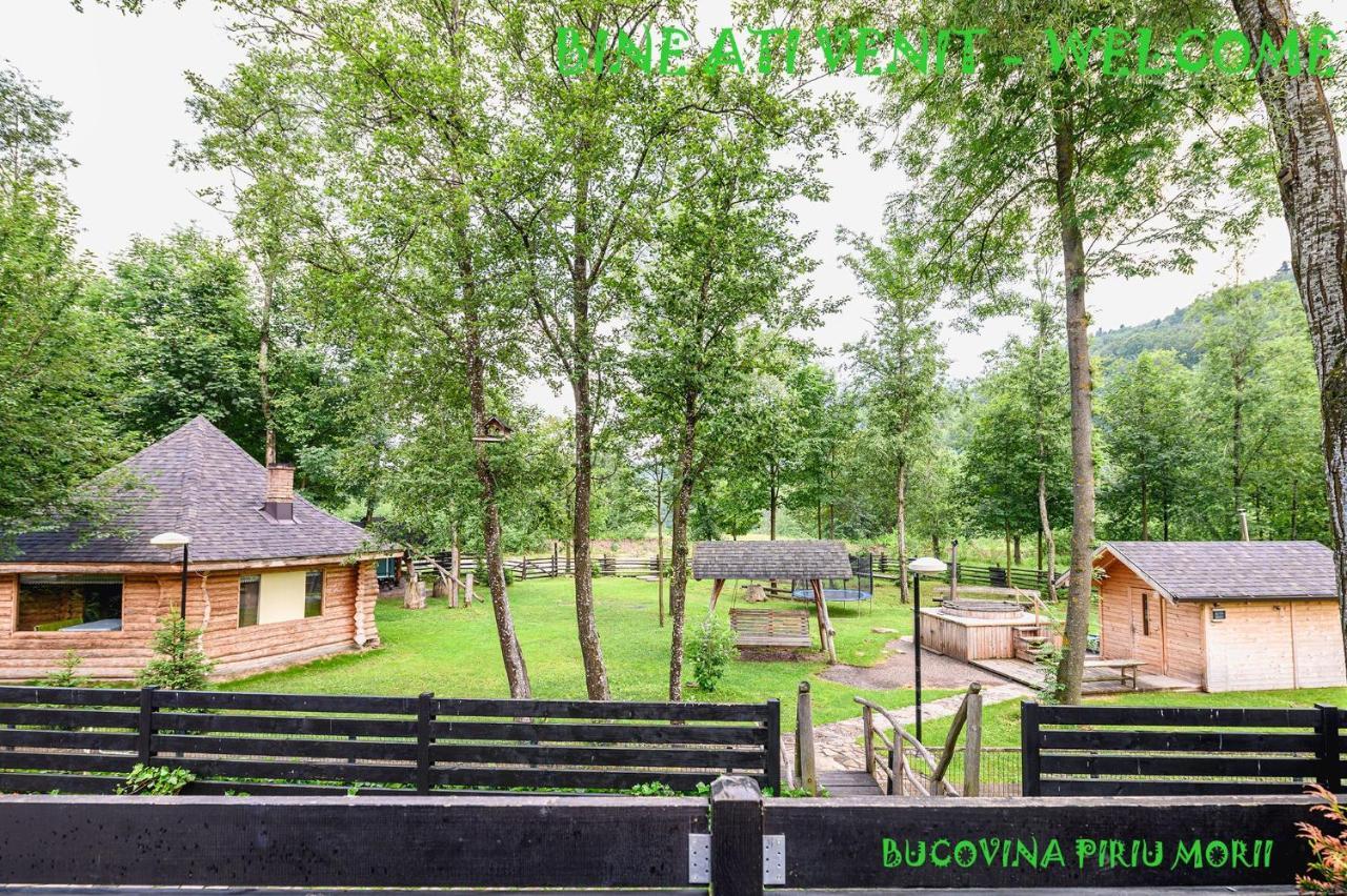 Pension Pîrîu' Morii Gura Humorului Extérieur photo