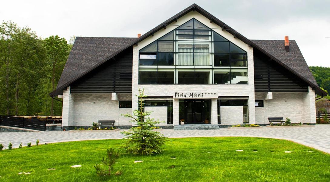 Pension Pîrîu' Morii Gura Humorului Extérieur photo