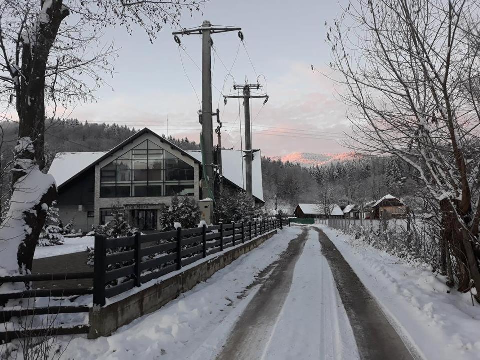 Pension Pîrîu' Morii Gura Humorului Extérieur photo